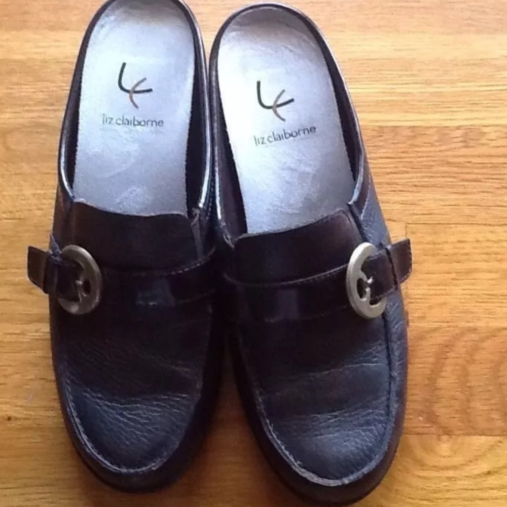 LIZ CLAIBORNE DARK BROWN BATES LOAFERS MULE LEATHER With BUCKLE SZ 8.5